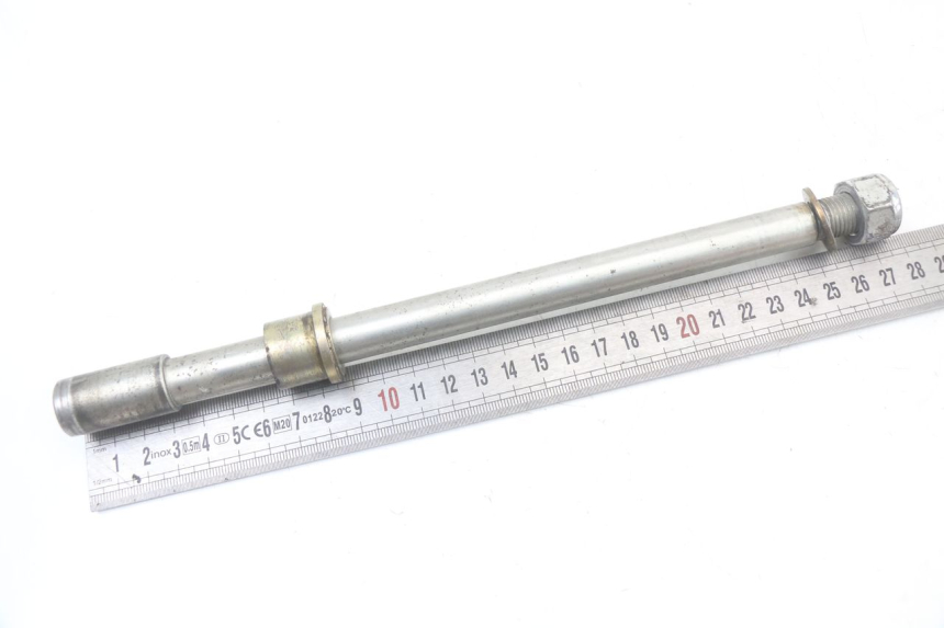 photo de AXE ROUE AVANT PEUGEOT GEOPOLIS RS 125 (2007 - 2009) - Détail de la pièce