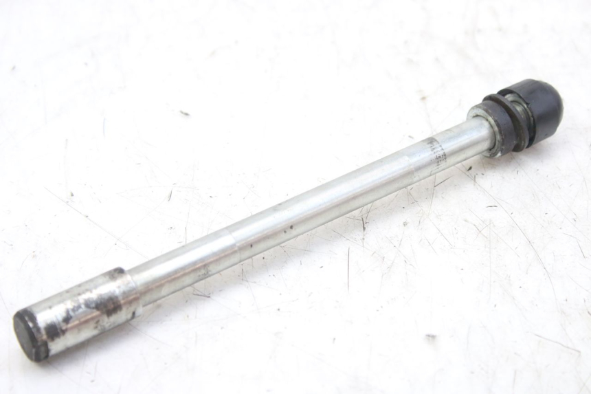 photo de AXE ROUE AVANT DERBI GPR 50 (2004 - 2009) - Vue principale