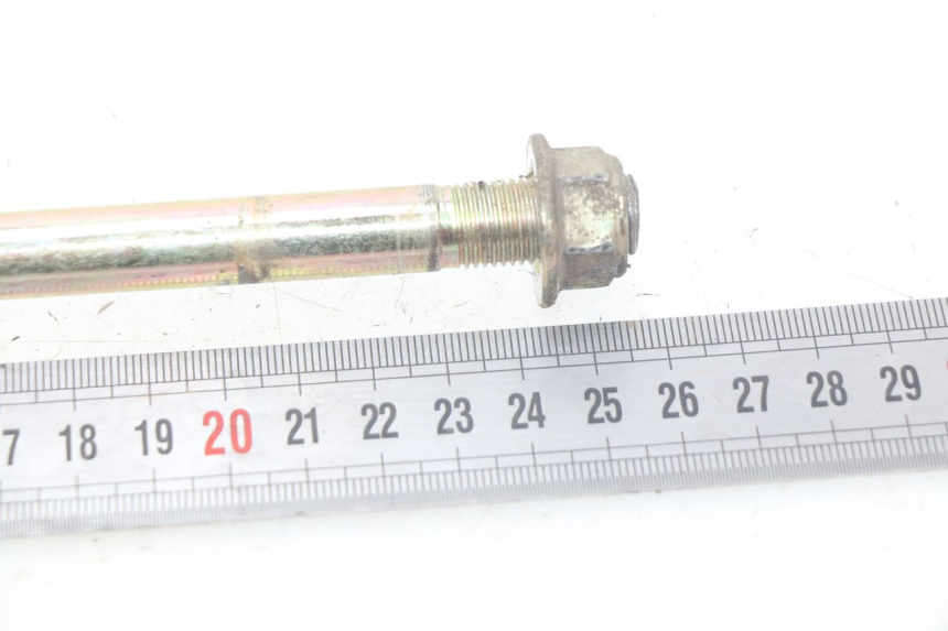 photo de AXE ROUE AVANT EUROCKA GREEN 1 - Zoom état d’usage