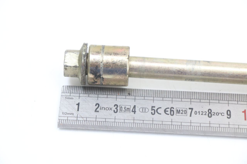 photo de AXE ROUE AVANT TNT MOTOR GRIDO 2T 50 (2010 - 2019) - Zoom état d’usage