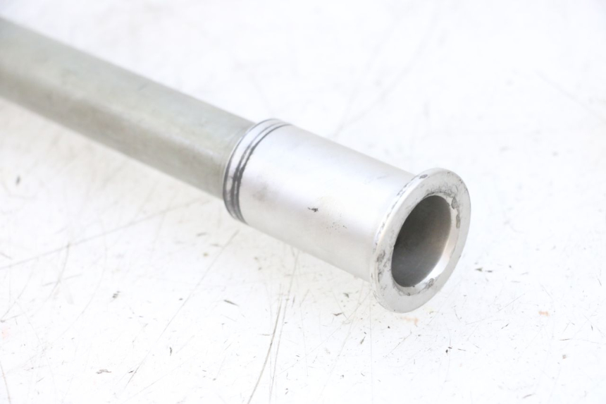 photo de AXE ROUE AVANT SUZUKI GSXR GSX-R 1000 (2003 - 2004) - Points de fixation