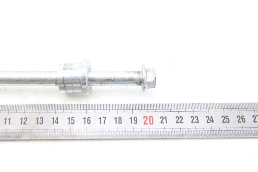 photo de AXE ROUE AVANT JM MOTORS GT LINE 4T 50 (2021 - 2023) - Gros plan technique