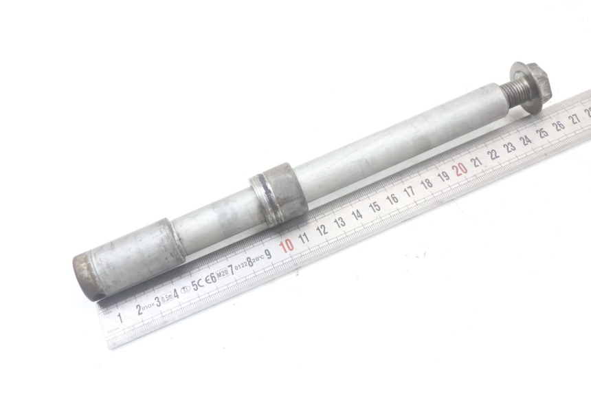 photo de AXE ROUE AVANT HONDA CBR F 1000 (1993 - 1996) - Zoom état d’usage
