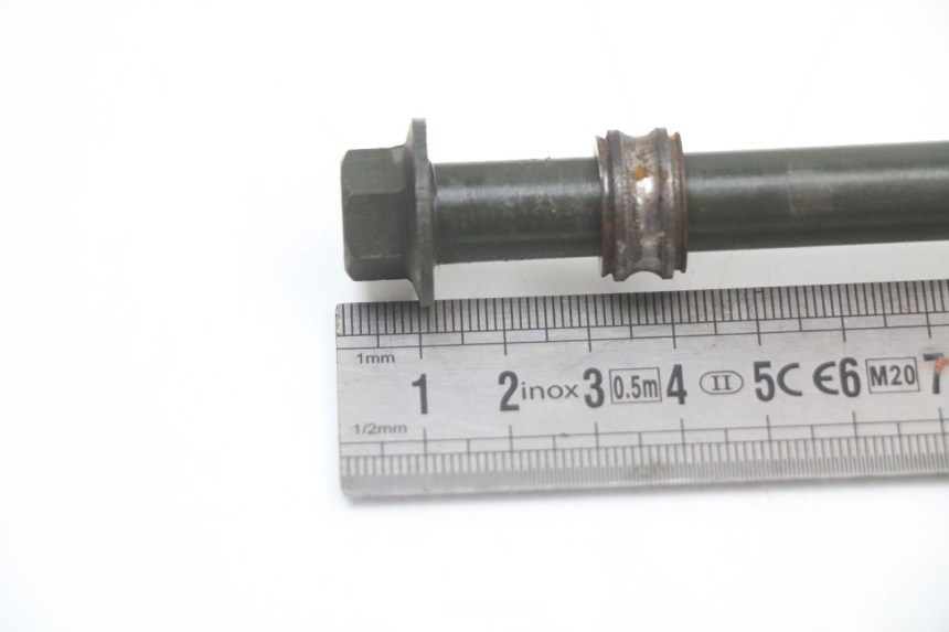 photo de AXE ROUE AVANT SYM JET 14 4T 50 (2018 - 2022) - Zoom état d’usage