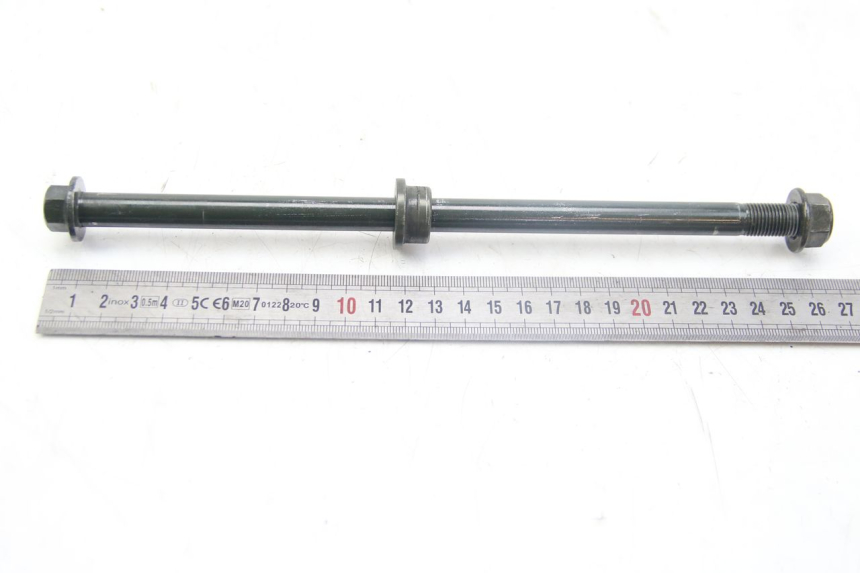 photo de AXE ROUE AVANT SYM JET 4 4T 50 (2018 - 2021) - Autre angle de vue