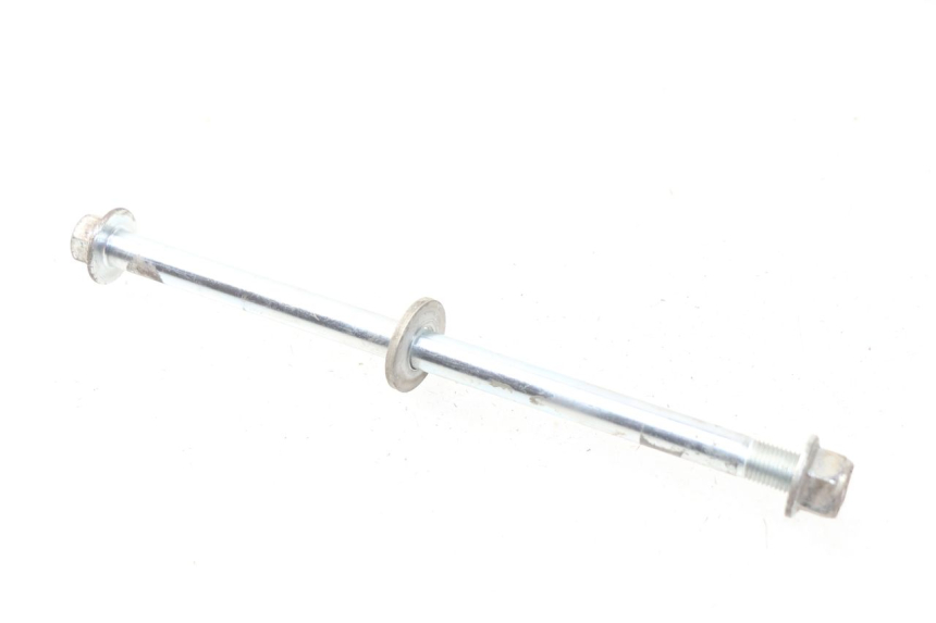 photo de AXE ROUE AVANT PEUGEOT KISBEE 2T 50 (2010 - 2017) - Gros plan technique