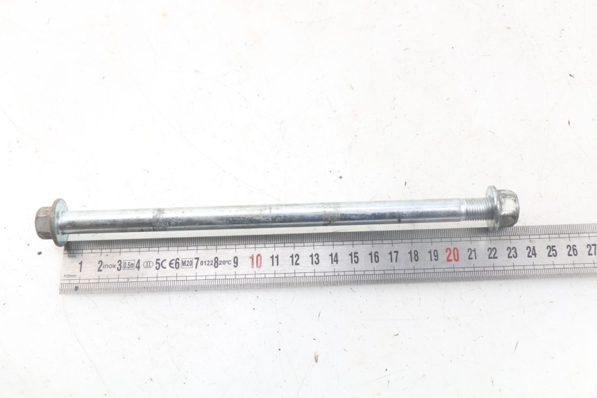 photo de AXE ROUE AVANT PEUGEOT KISBEE 2T 50 (2010 - 2017) - Détail de la pièce