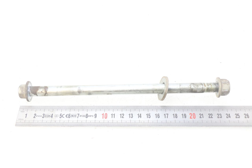 photo de AXE ROUE AVANT PEUGEOT KISBEE 2T 50 (2010 - 2017) - Zoom état d’usage