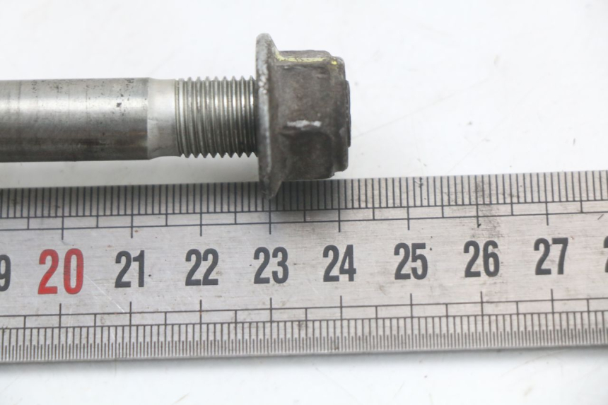 photo de AXE ROUE AVANT PEUGEOT KISBEE 2T 50 (2018 - 2022) - Zoom état d’usage