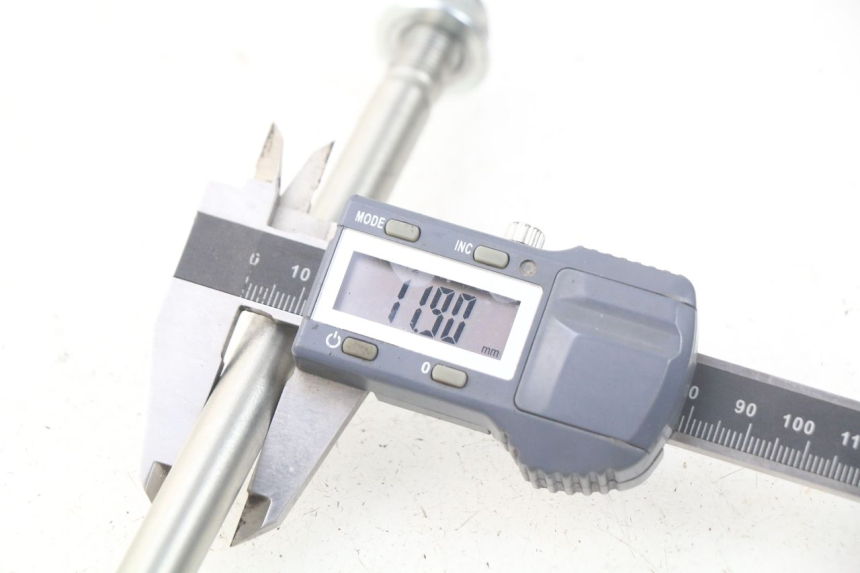 photo de AXE ROUE AVANT PEUGEOT KISBEE 4T 50 (2018 - 2022) - Autre angle de vue