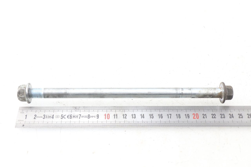 photo de AXE ROUE AVANT PEUGEOT KISBEE 4T 50 (2010 - 2017) - Zoom état d’usage