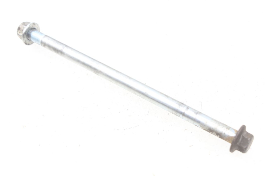 photo de AXE ROUE AVANT PEUGEOT KISBEE 4T 50 (2010 - 2017) - Gros plan technique