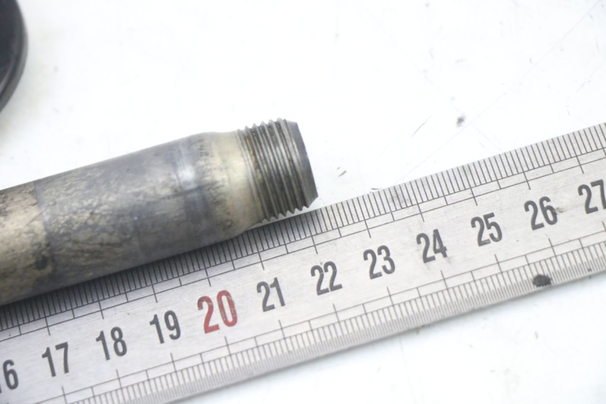 photo de AXE ROUE AVANT KAWASAKI KX F KXF 450 (2009 - 2011) - Vue d’ensemble