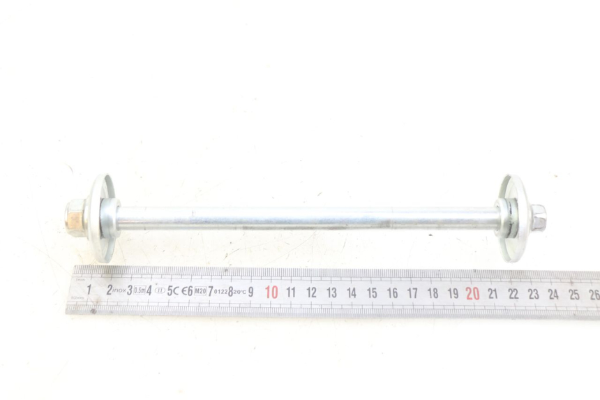 photo de AXE ROUE AVANT KAWASAKI KX L 85 (2022 - 2024) - Zoom état d’usage