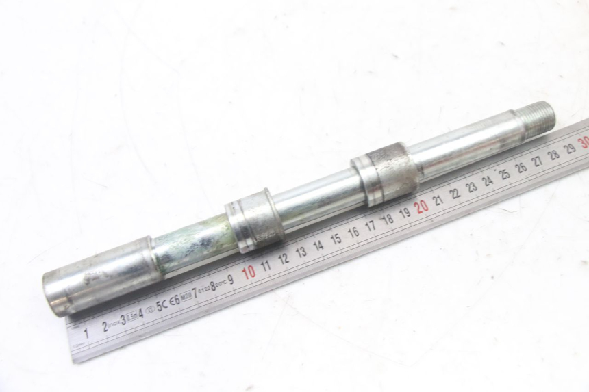 photo de AXE ROUE AVANT KYMCO XCITING 500 (2007 - 2010) - Zoom état d’usage