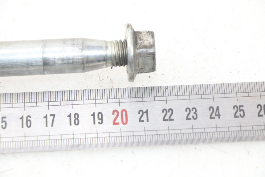 photo de AXE ROUE AVANT PIAGGIO LIBERTY 4T 50 (2009 - 2015) - Détail de la pièce