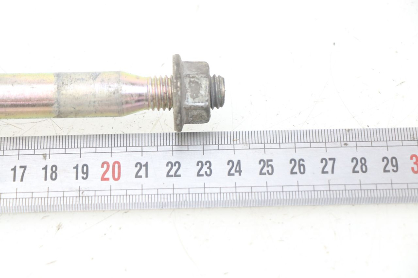 photo de AXE ROUE AVANT PIAGGIO LIBERTY IGET 4T 50 (2015 - 2020) - Détail de la pièce