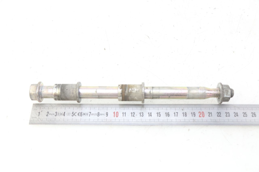 photo de AXE ROUE AVANT PIAGGIO LIBERTY IGET 4T 50 (2015 - 2020) - Zoom état d’usage