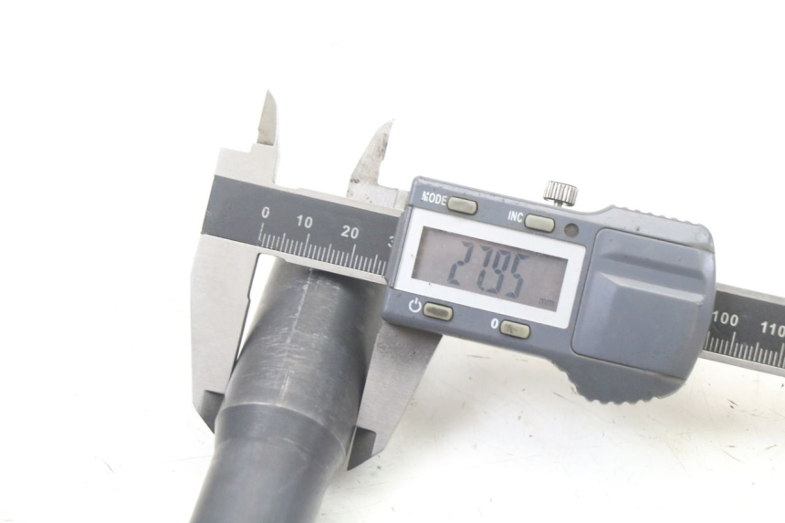 photo de AXE ROUE AVANT LIGIER PULSE 3 1 (2014 - 2020) - Gros plan technique