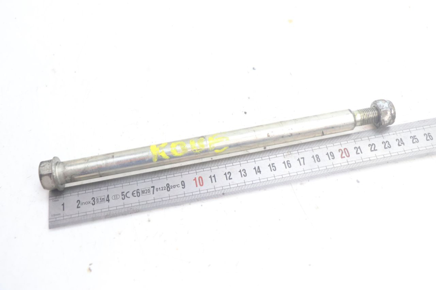 photo de AXE ROUE AVANT PEUGEOT LUDIX PRO 2T 50 (2010 - 2017) - Zoom état d’usage