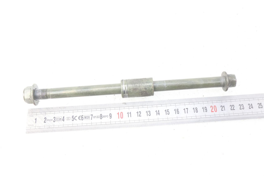 photo de AXE ROUE AVANT EUROCKA MATADOR 4T 50 (2010 - 2016) - Autre angle de vue