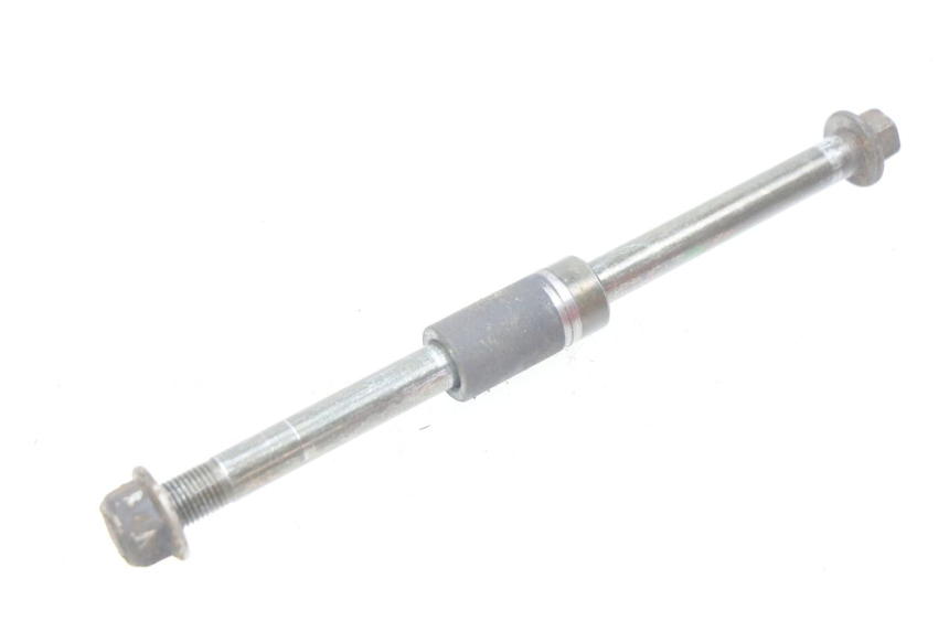 photo de AXE ROUE AVANT EUROCKA MATADOR 4T 50 (2010 - 2016) - Gros plan technique