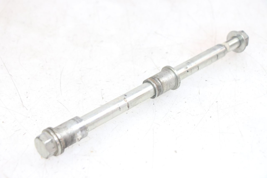 photo de AXE ROUE AVANT PIAGGIO MEDLEY 125 (2016 - 2023) - Vue principale