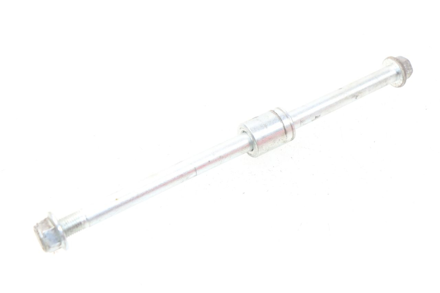 photo de AXE ROUE AVANT YAMASAKI MSX 50 (2013 - 2022) - Gros plan technique