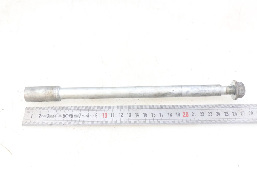 photo de AXE ROUE AVANT PIAGGIO NEW TYPHOON 50 (2010 - 2017) - Autre angle de vue