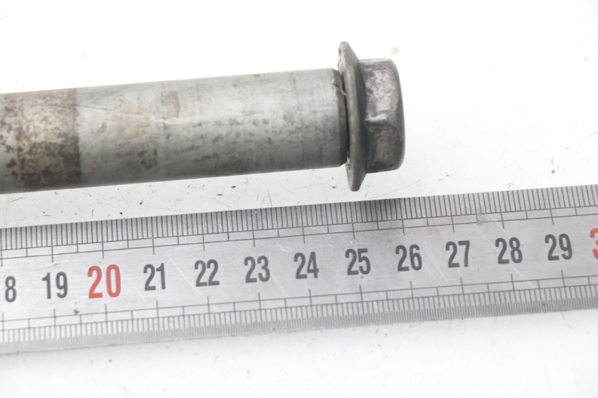 photo de AXE ROUE AVANT HONDA NSS EX FORZA 250 (2005 - 2013) - Détail de la pièce