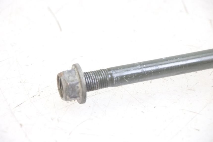 photo de AXE ROUE AVANT SYM ORBIT 2 TS 2T 50 (2011 - 2016) - Zoom état d’usage