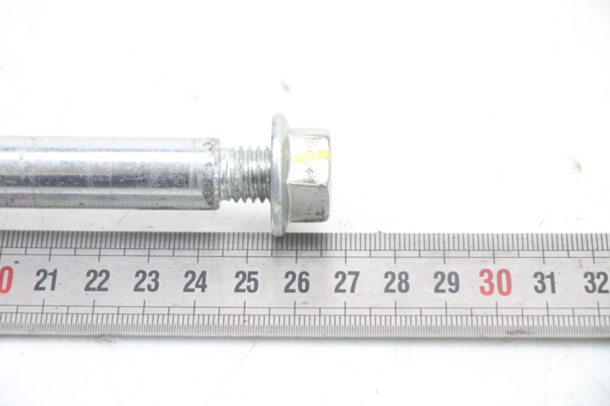 photo de AXE ROUE AVANT PIAGGIO NRG POWER PUREJET 50 (2018 - 2021) - Autre angle de vue