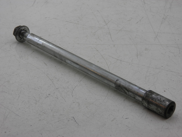 photo de AXE ROUE AVANT PIAGGIO XEVO - X EVO 125 (2010 - 2015) - Vue principale