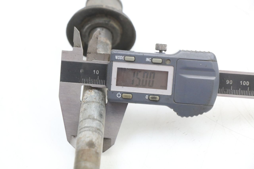 photo de AXE ROUE AVANT YCF PIT BIKE 125 (2010 - 2018) - Autre angle de vue