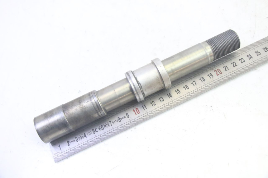 photo de AXE ROUE AVANT BMW R RT ABS 1200 (2010 - 2014) - Zoom état d’usage