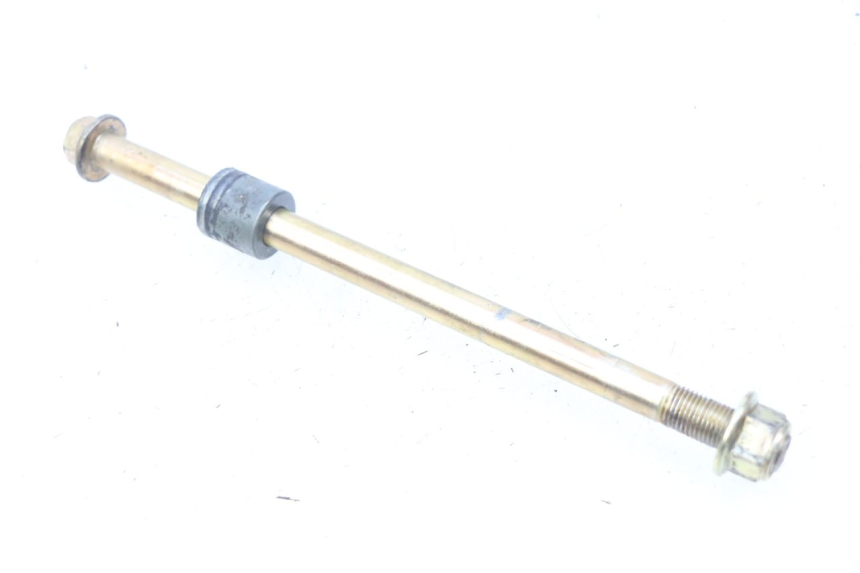 photo de AXE ROUE AVANT RIDE RACE GT 2T 50 (2012 - 2017) - Gros plan technique