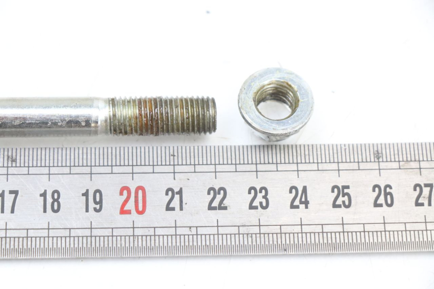 photo de AXE ROUE AVANT TNT MOTOR ROMA 10' 4T 50 (2019 - 2022) - Autre angle de vue