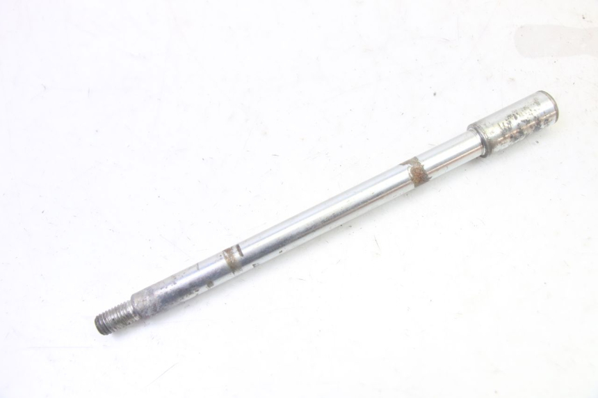 photo de AXE ROUE AVANT GILERA RUNNER SP 50 (2009 - 2017) - Détail de la pièce