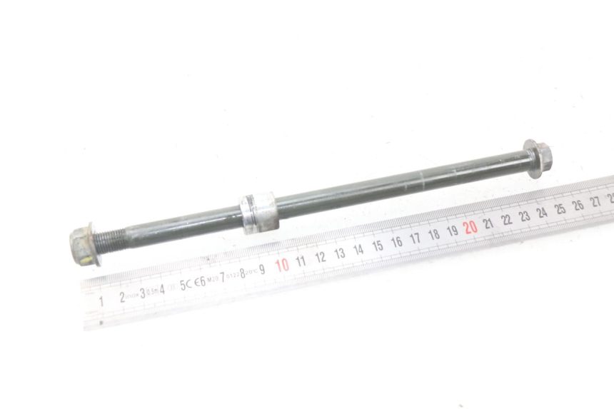 photo de AXE ROUE AVANT DAELIM S4 50 (2010 - 2015) - Zoom état d’usage