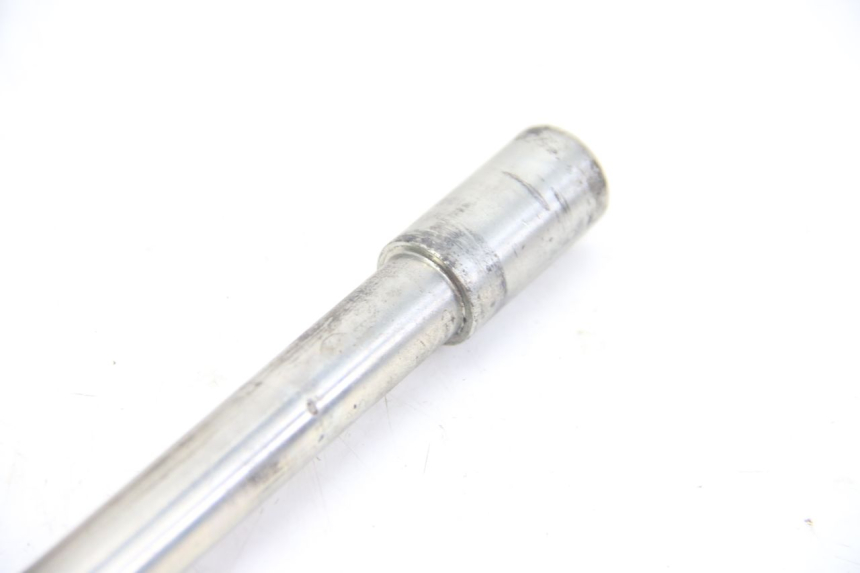 photo de AXE ROUE AVANT PEUGEOT SATELIS 125 (2006 - 2009) - Marquages et références