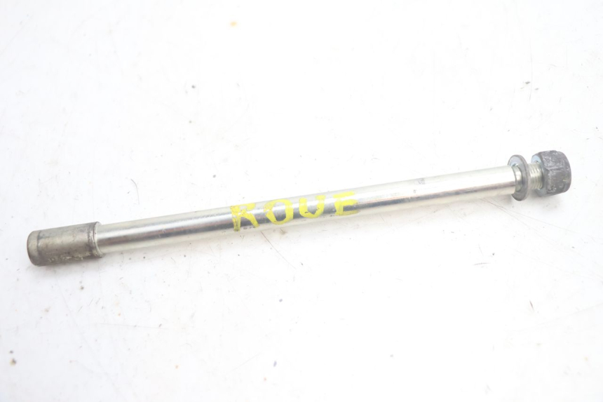 photo de AXE ROUE AVANT PEUGEOT SATELIS 125 (2013 - 2018) - Vue principale