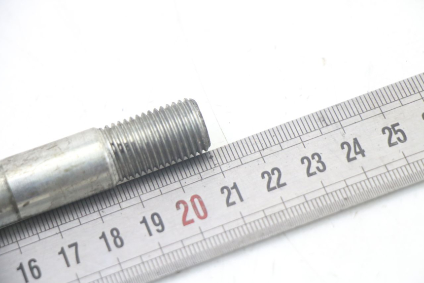 photo de AXE ROUE AVANT APRILIA SCARABEO GT TOURING 125 (1999 - 2005) - Autre angle de vue