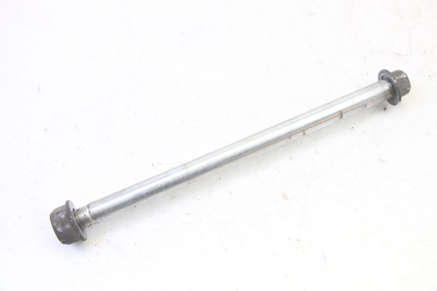 photo de AXE ROUE AVANT HONDA SCV LEAD 100 (2003 - 2007) - Détail de la pièce