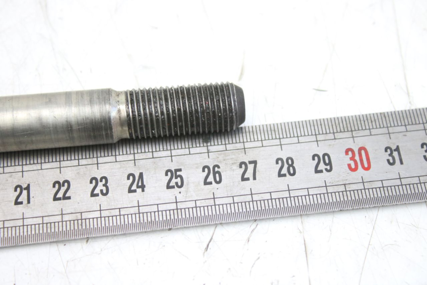 photo de AXE ROUE AVANT MBK SKYCRUISER 125 (2010 - 2013) - Vue d’ensemble