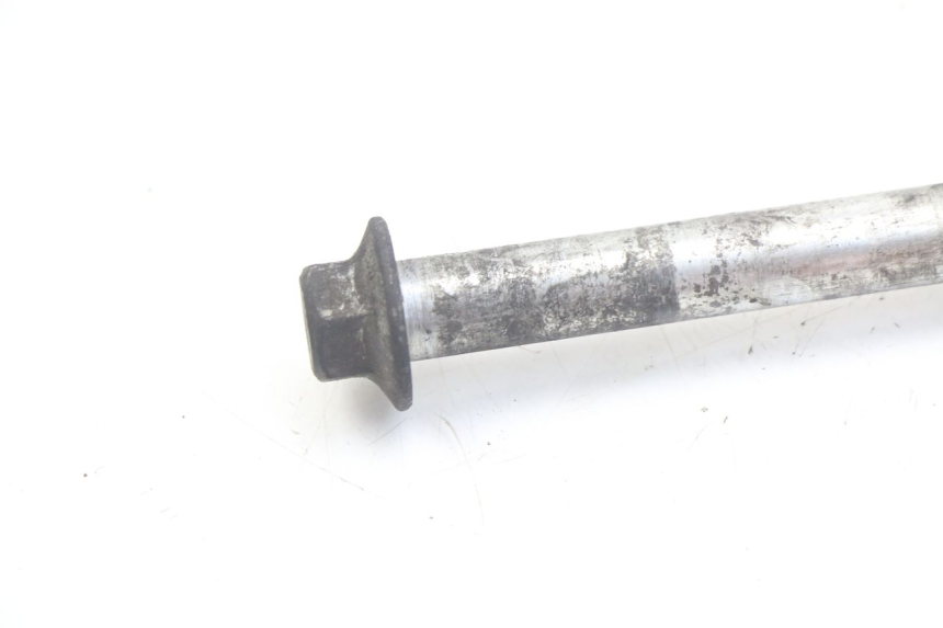 photo de AXE ROUE AVANT MBK SKYCRUISER 125 (2006 - 2009) - Autre angle de vue