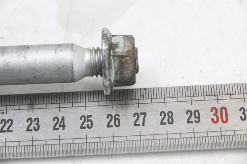 photo de AXE ROUE AVANT APRILIA SR MOTARD 50 (2012 - 2018) - Zoom état d’usage