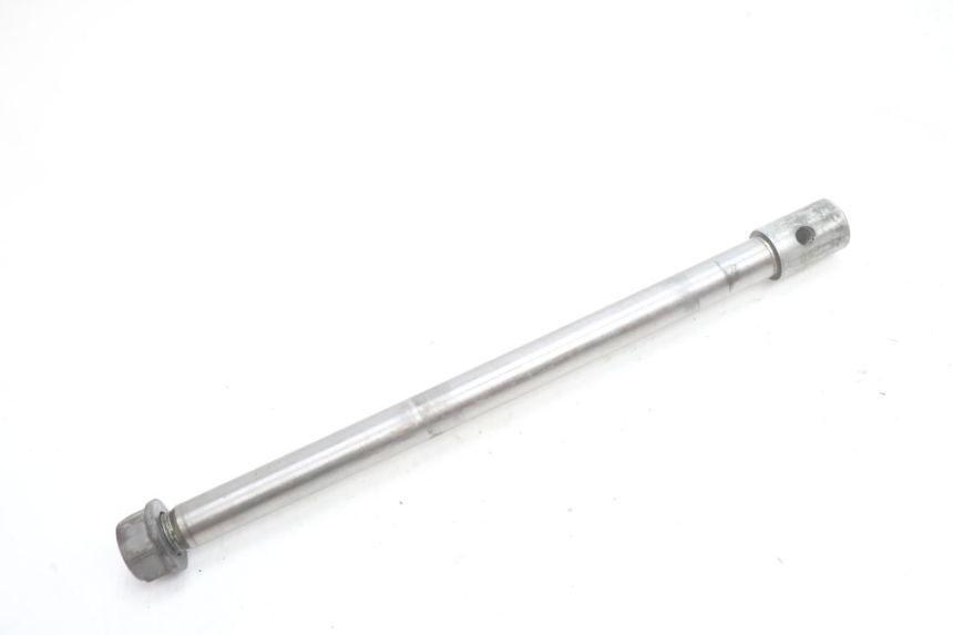 photo de AXE ROUE AVANT HONDA ST PAN EUROPEAN 1100 (1990 - 2002) - Détail de la pièce