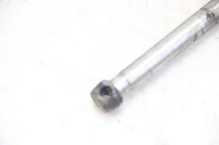 photo de AXE ROUE AVANT JAWA STELLA BABETTA 134 50 - Zoom état d’usage