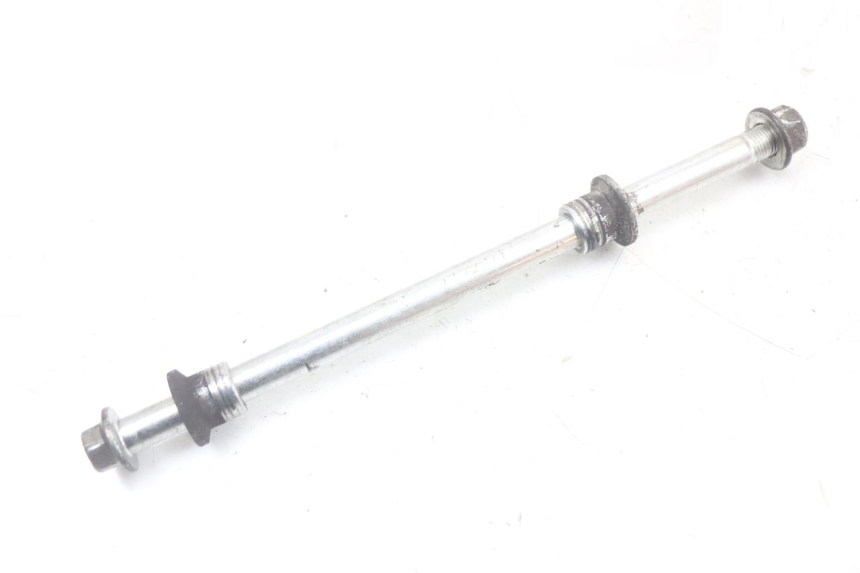 photo de AXE ROUE AVANT SUZUKI BURGMAN 125 (2018 - 2021) - Vue principale