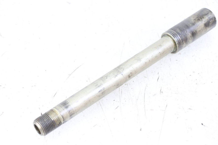 photo de AXE ROUE AVANT SUZUKI GSX F GSXF 650 (2007 - 2015) - Vue principale